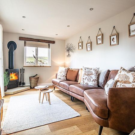 Hilldale Cottage Earl Sterndale ภายนอก รูปภาพ
