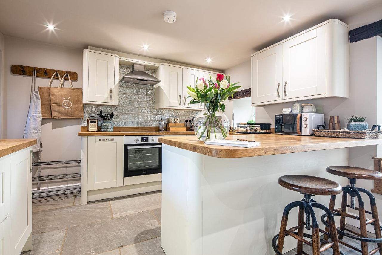 Hilldale Cottage Earl Sterndale ภายนอก รูปภาพ